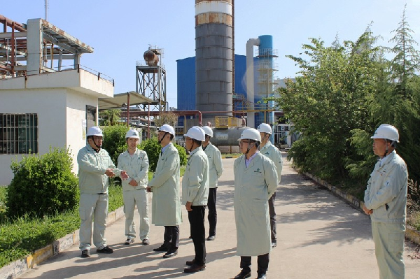 中陜核集團公司副總經理岳榮昌一行到華浩軒開展理論宣講